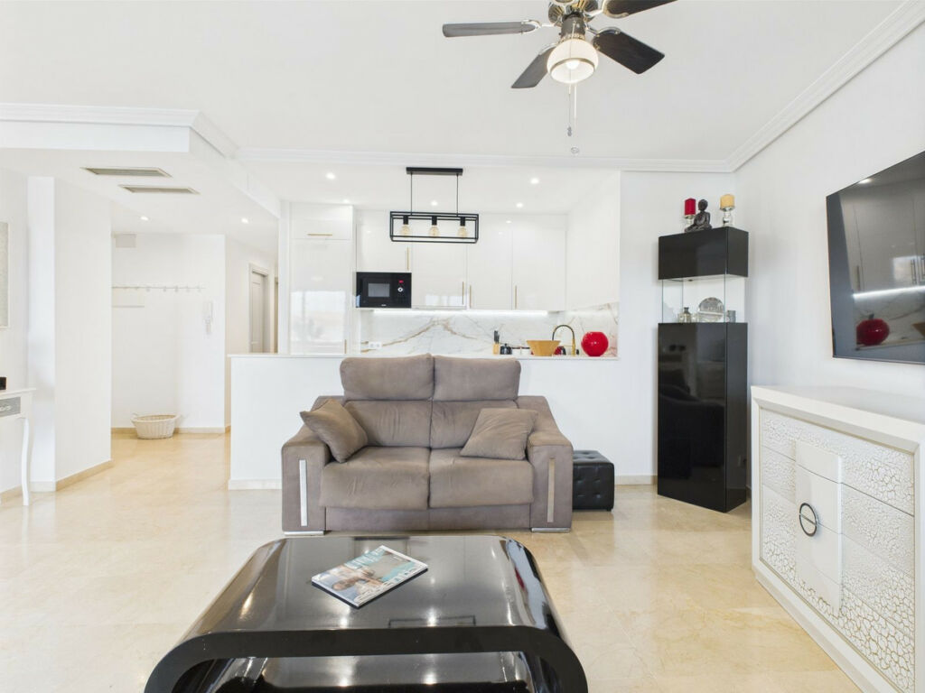 Ground Floor Apartment La Duquesa Málaga - image 9