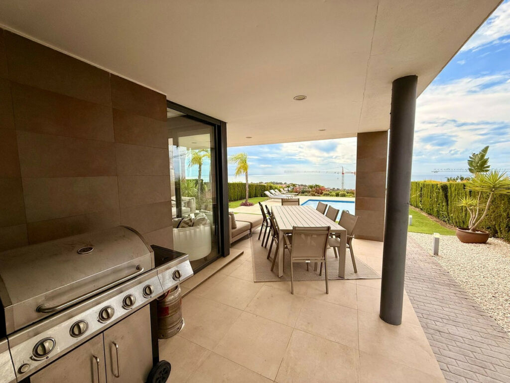 Detached Villa Manilva Málaga - image 12