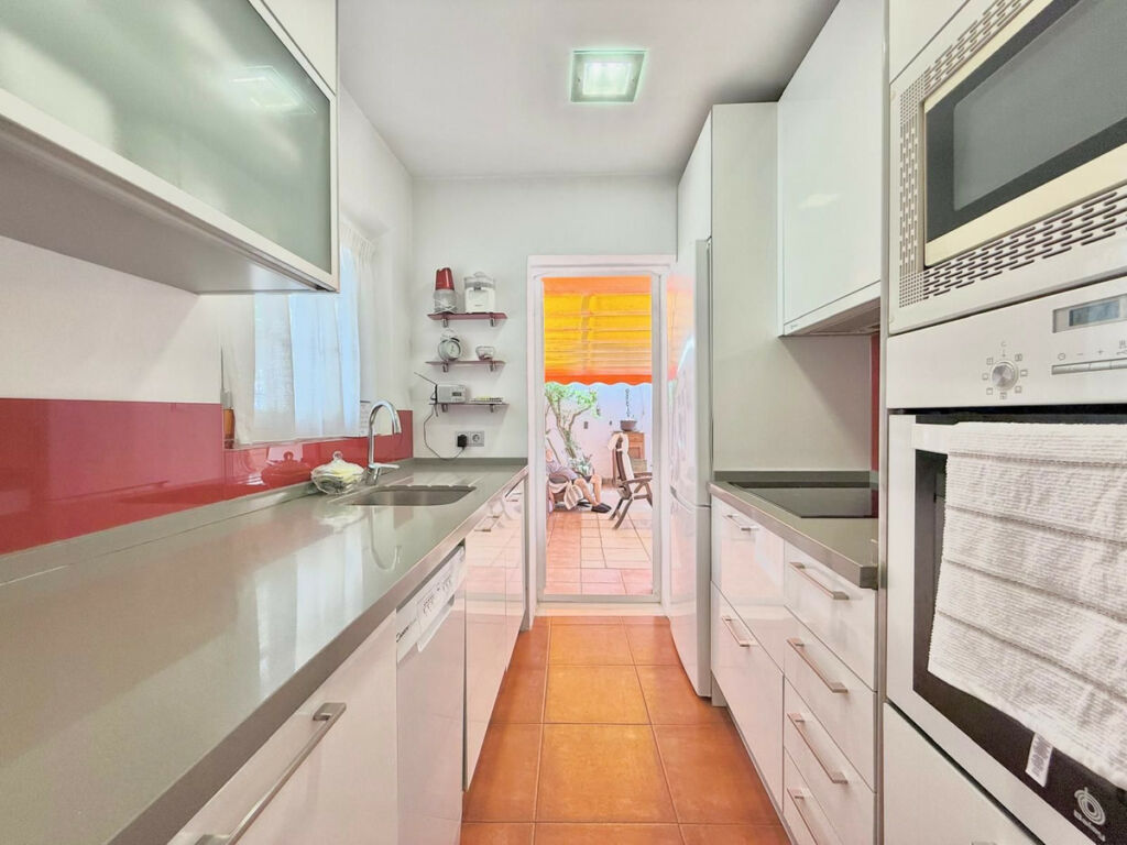 Semi-Detached House Fuengirola Málaga - image 9