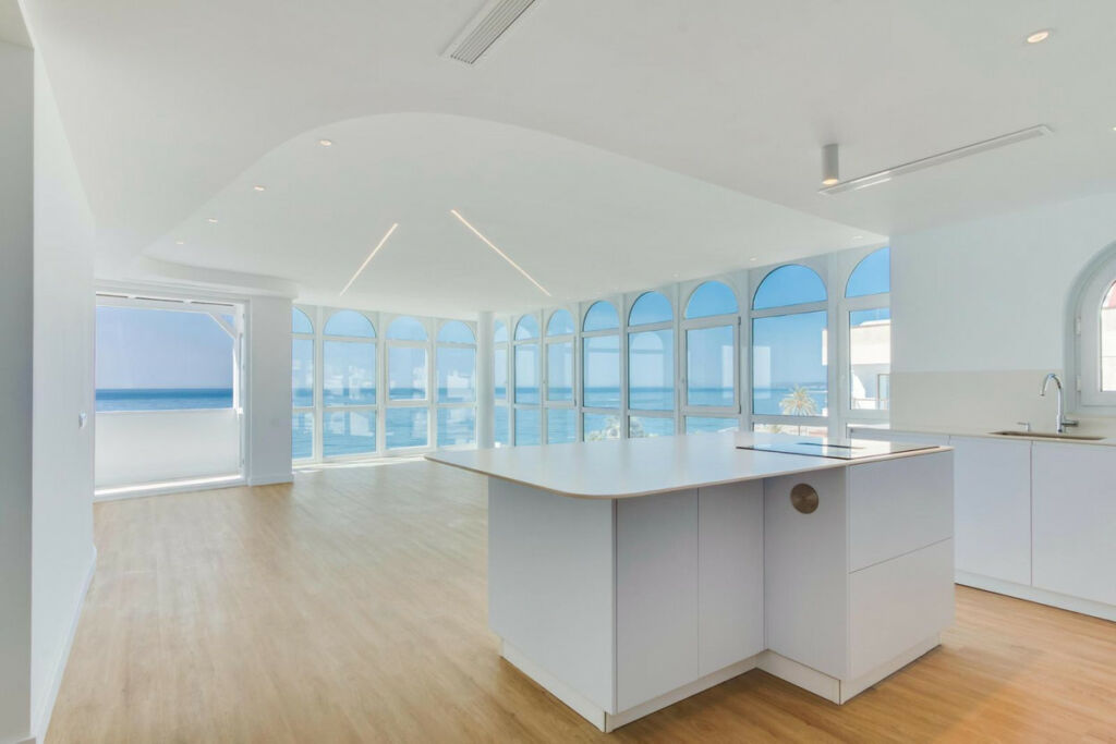 Penthouse Estepona Málaga - image 9