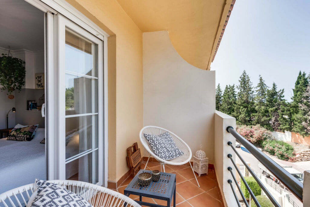 Penthouse Duplex Nueva Andalucía Málaga - image 9