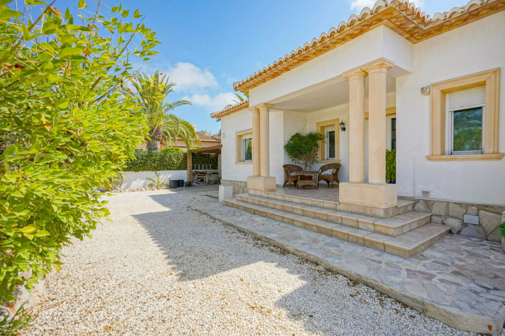 Detached Villa Javea Alicante - image 9