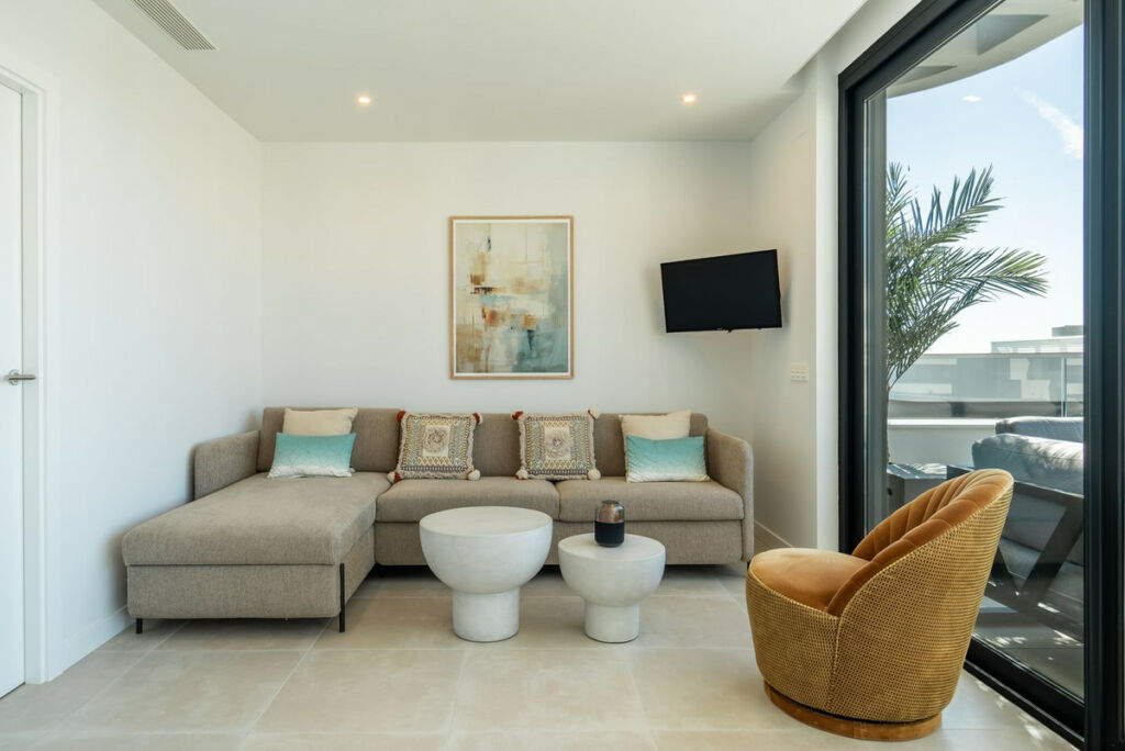 Top Floor Apartment Fuengirola Málaga - image 9