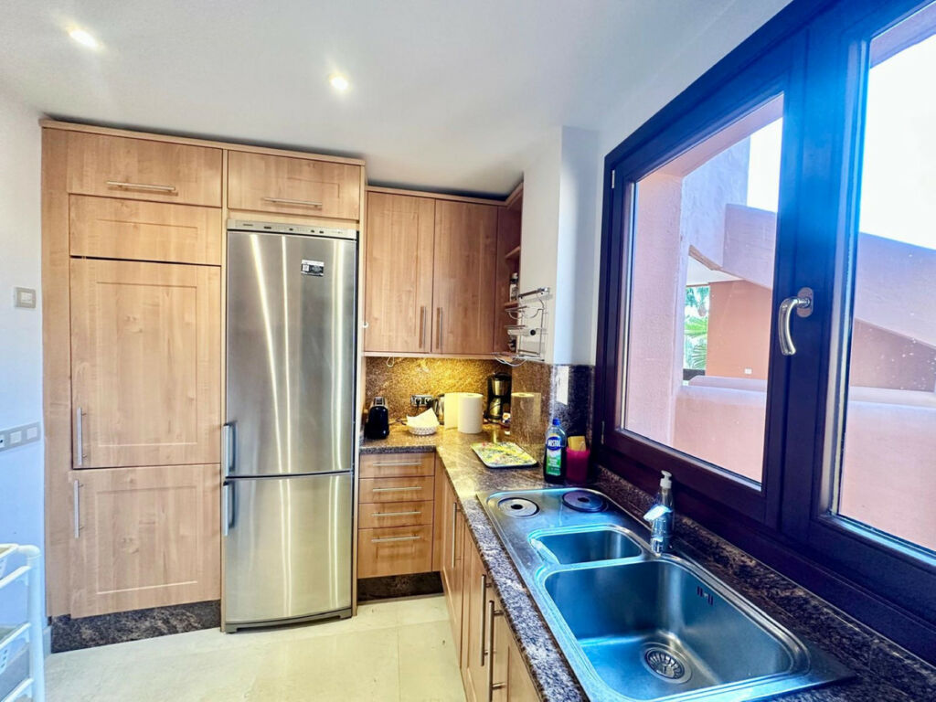 Penthouse Estepona Málaga - image 9