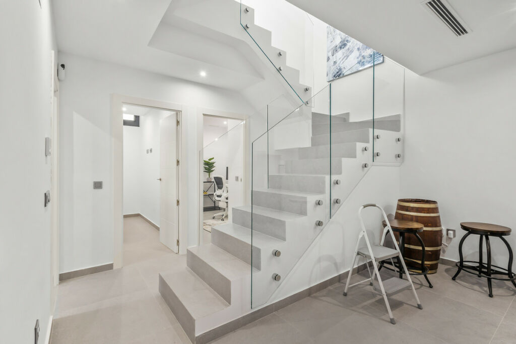 Detached Villa Algorfa Alicante - image 9