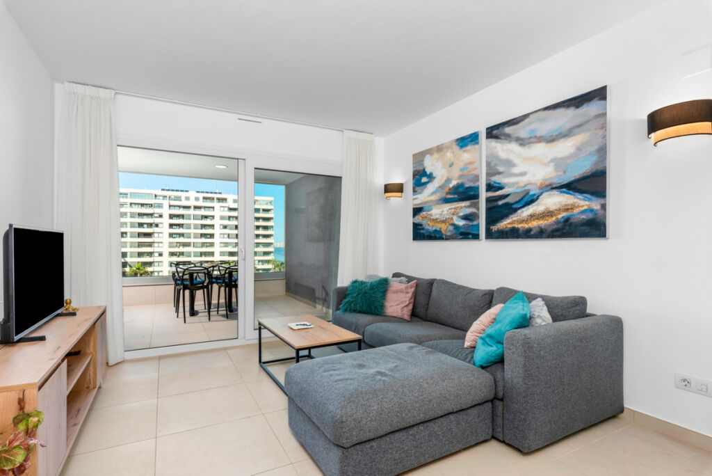Middle Floor Apartment Punta Prima Alicante - image 9