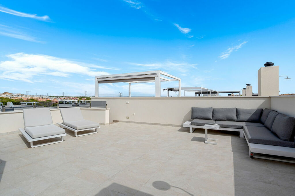 Ground Floor Apartment Los Altos Alicante - image 9