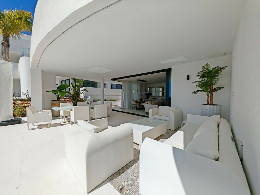 Ground Floor Apartment Ojén Málaga - image 9