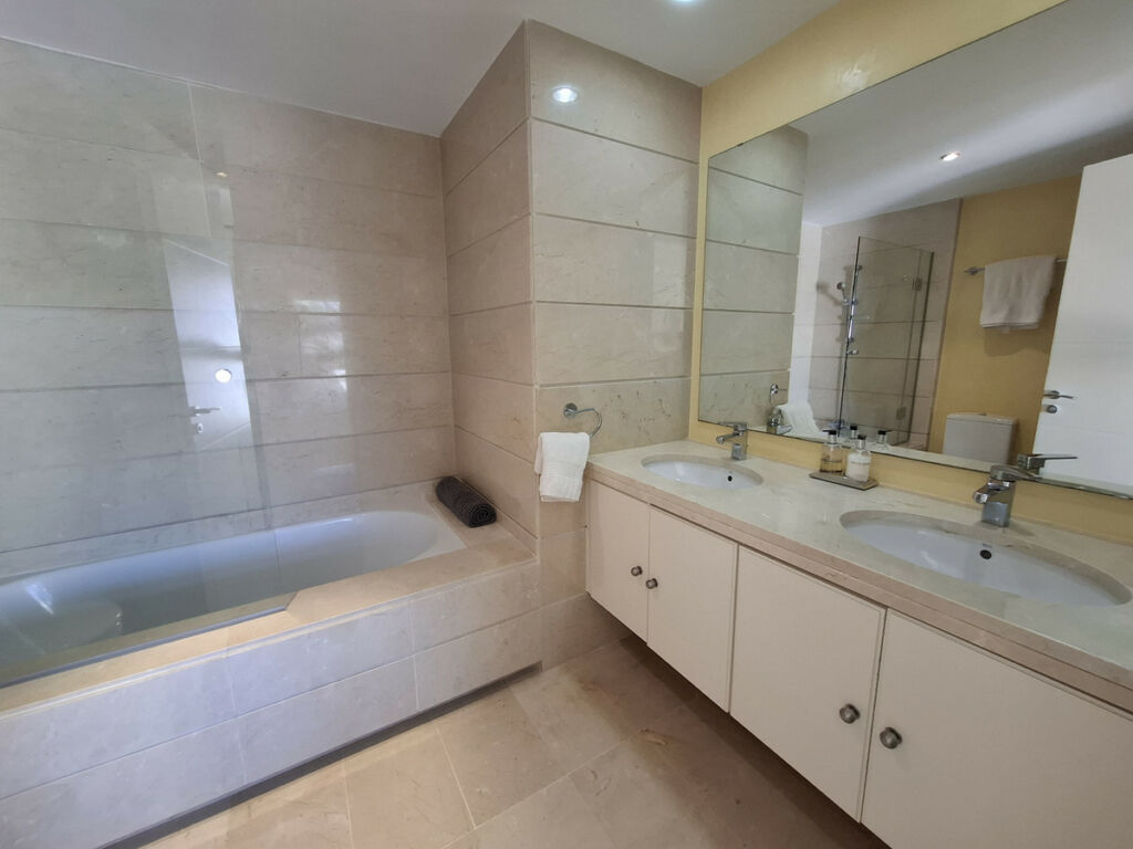 Townhouse La Cala Golf Málaga - image 9