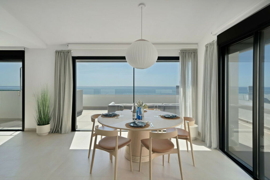 Penthouse Fuengirola Málaga - image 9