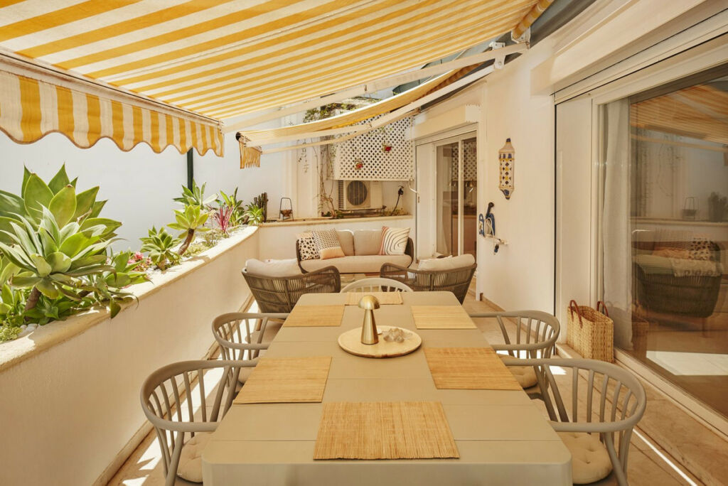 Middle Floor Apartment Estepona Málaga - image 9