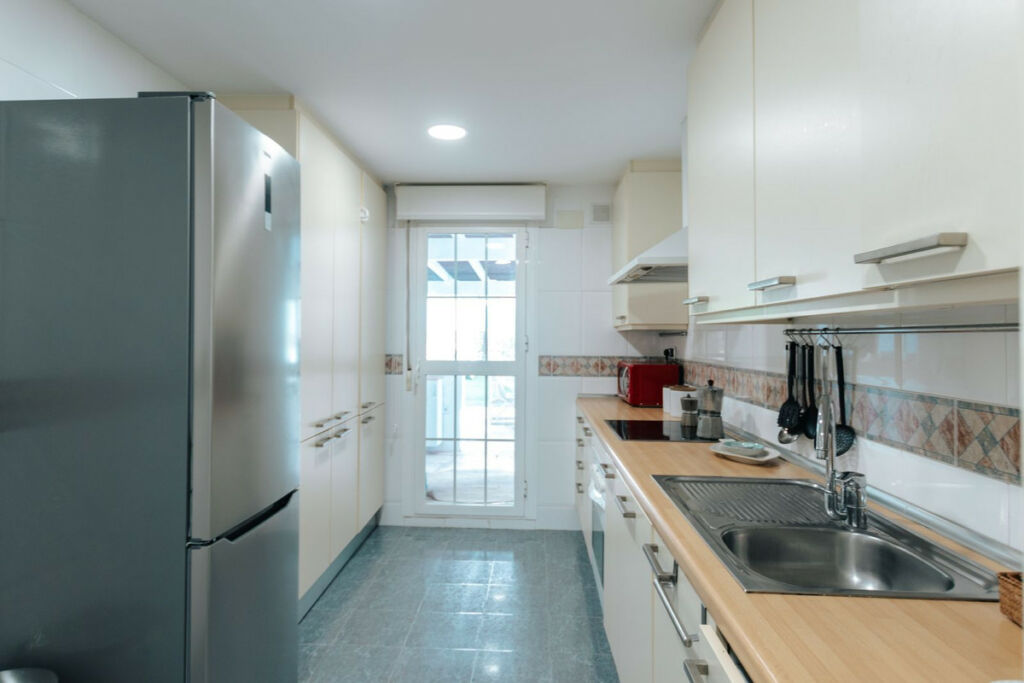 Ground Floor Apartment Bahía de Marbella Málaga - image 9