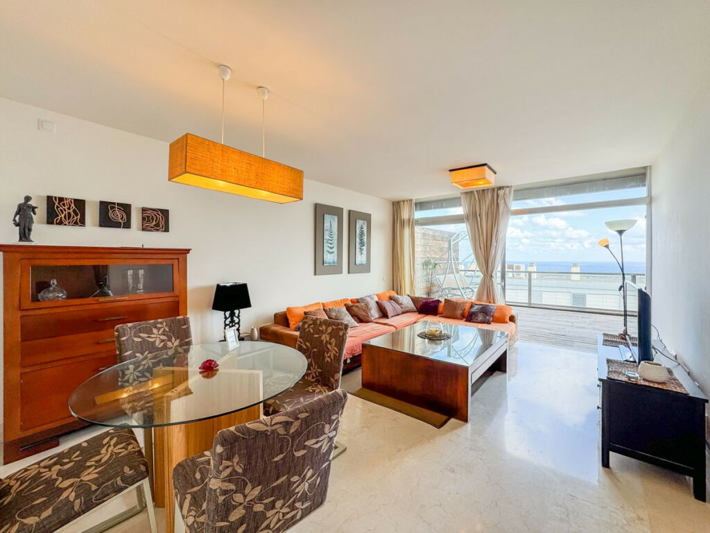Penthouse Manilva Málaga - image 9
