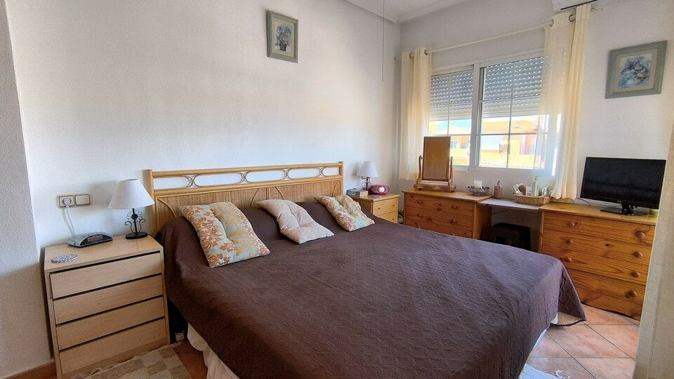 Detached Villa Algorfa Alicante - image 9