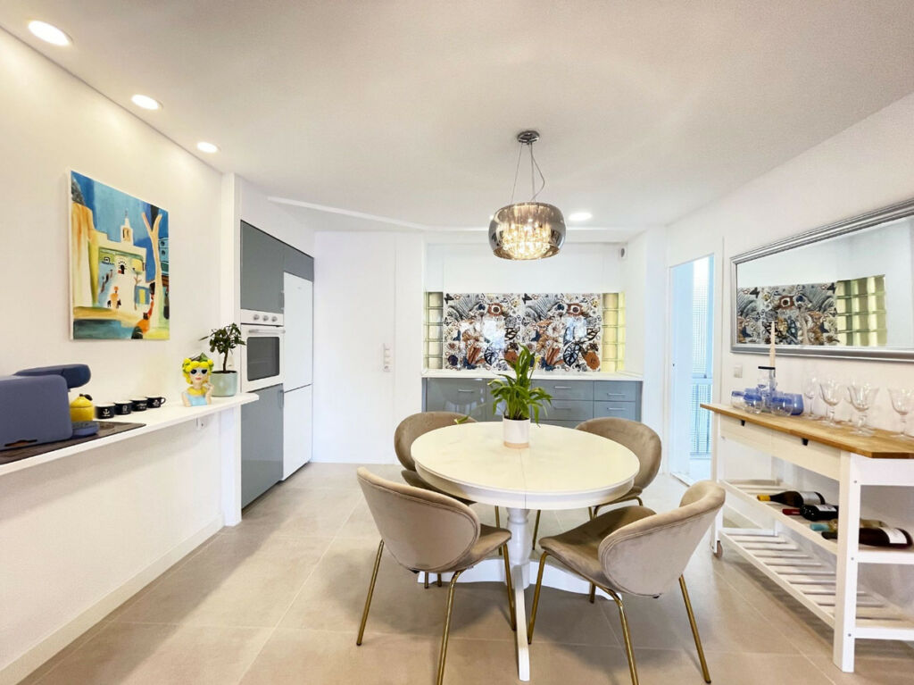 Middle Floor Apartment Calpe Alicante - image 9