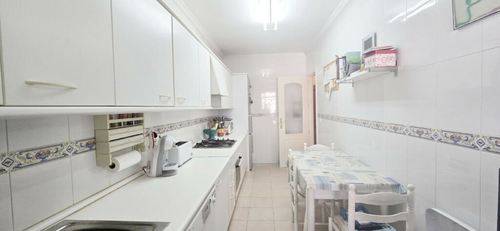 Middle Floor Apartment Arroyo de la Miel Málaga - image 9