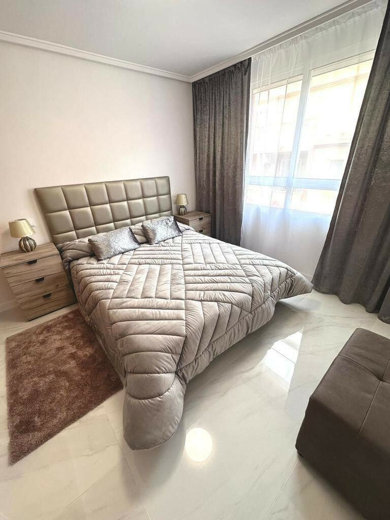Middle Floor Apartment Playa Del Cura Alicante - image 9