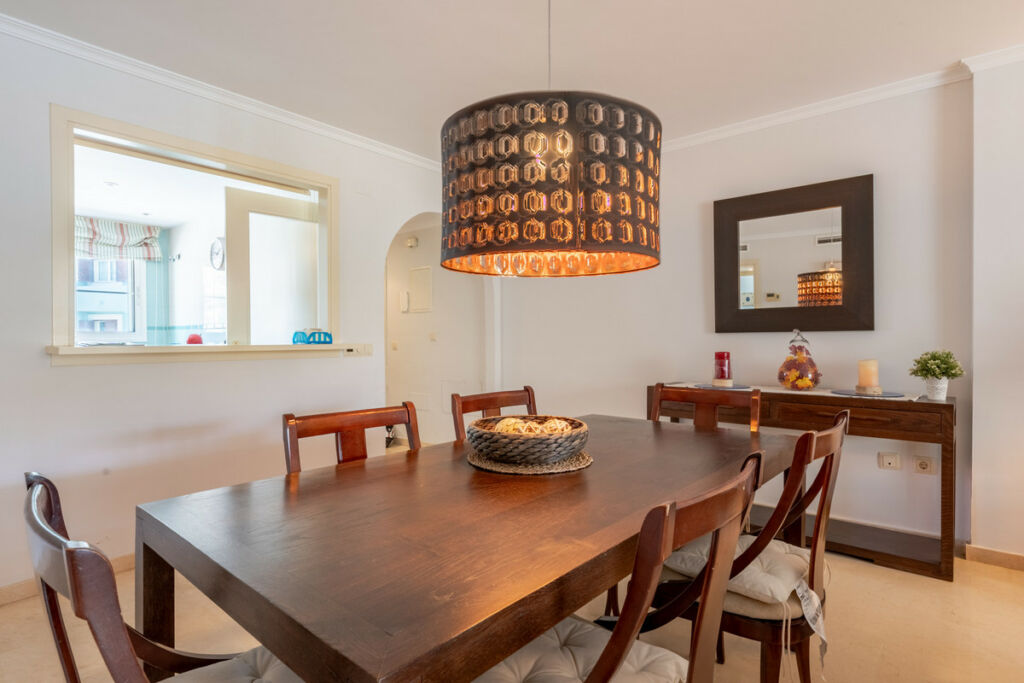 Middle Floor Apartment Sotogrande Marina Cádiz - image 9