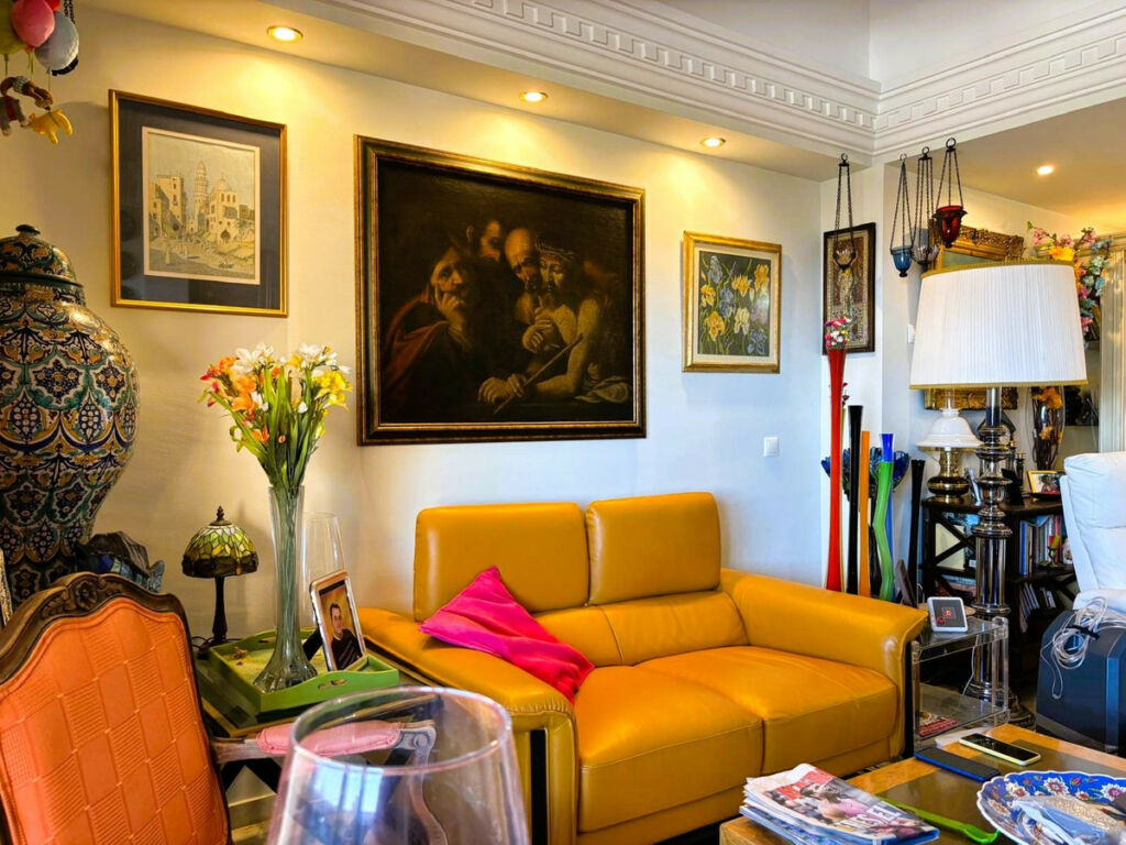 Middle Floor Apartment Calahonda Málaga - image 9