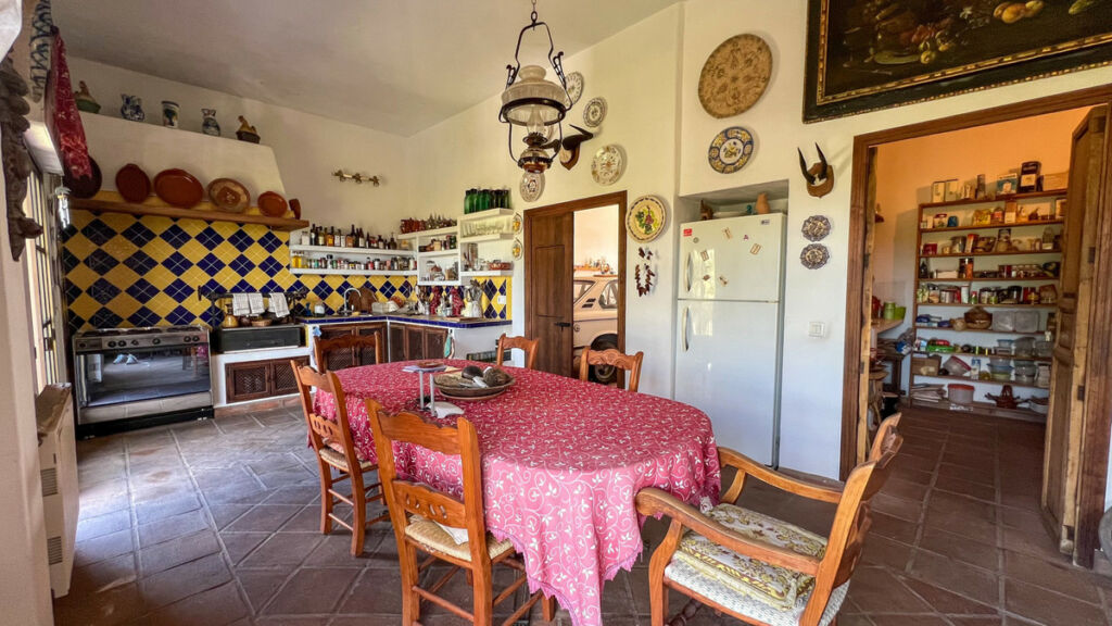 Townhouse Gaucín Málaga - image 9