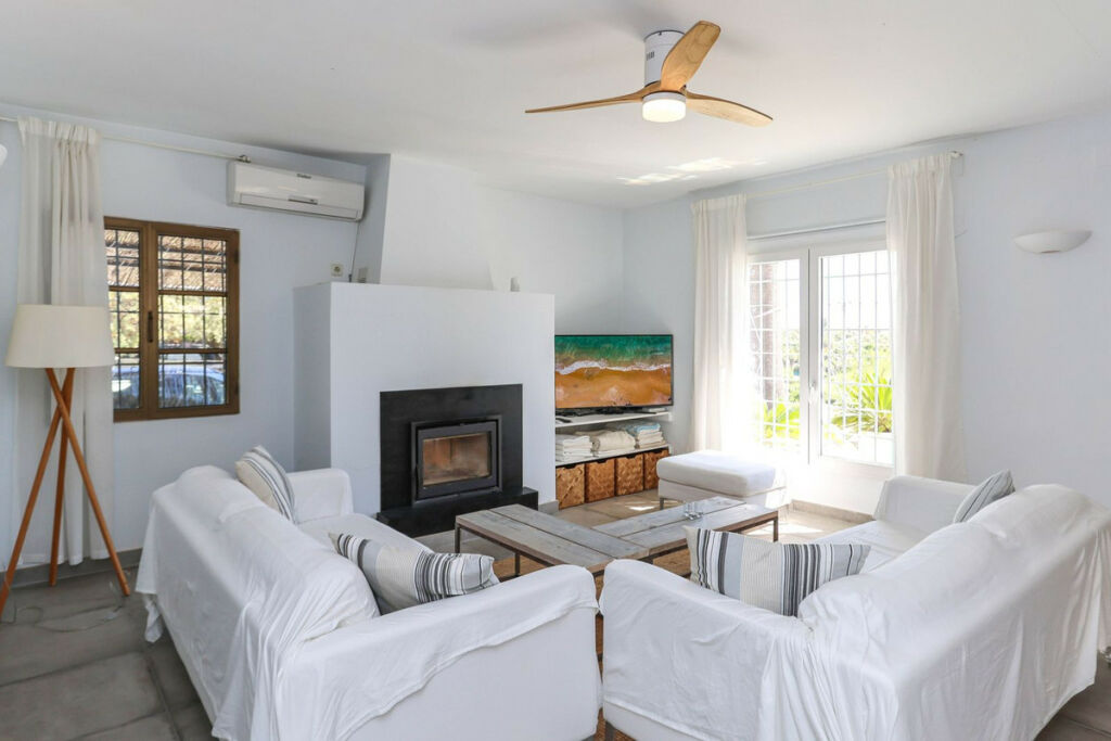 Detached Villa Coín Málaga - image 9