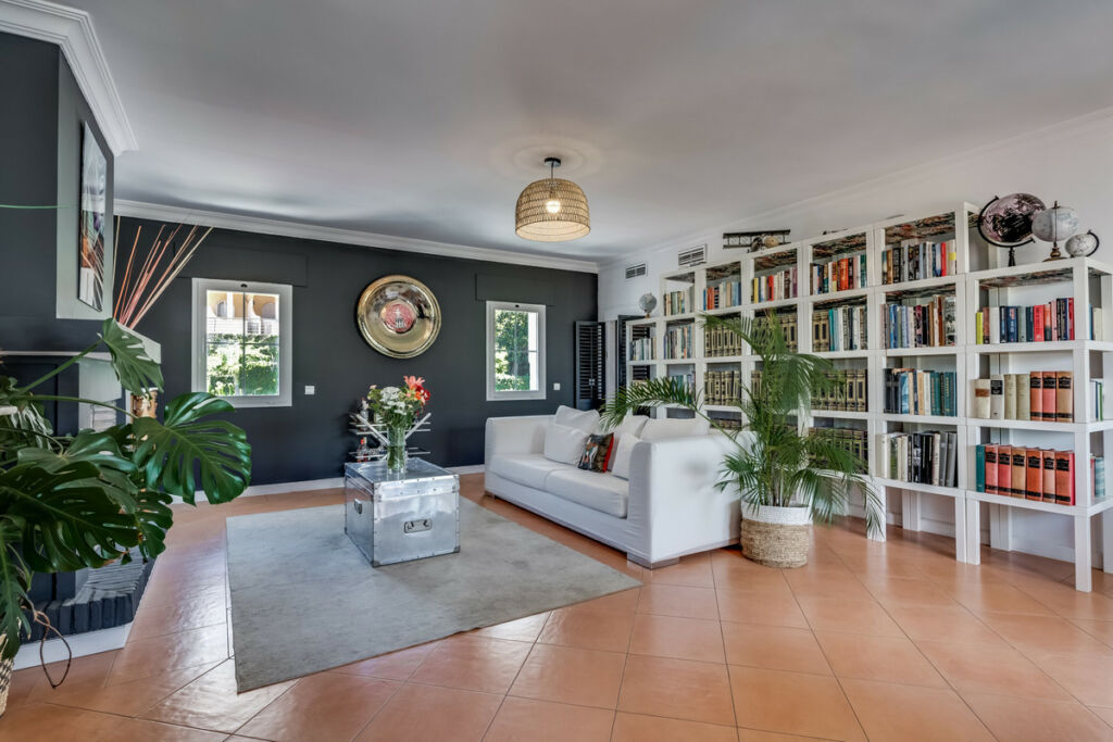 Penthouse Nueva Andalucía Málaga - image 9