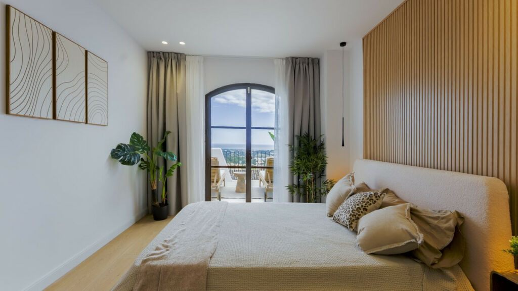Townhouse Benahavís Málaga - image 9