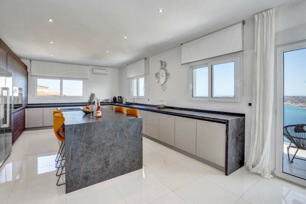 Detached Villa Javea Alicante - image 9