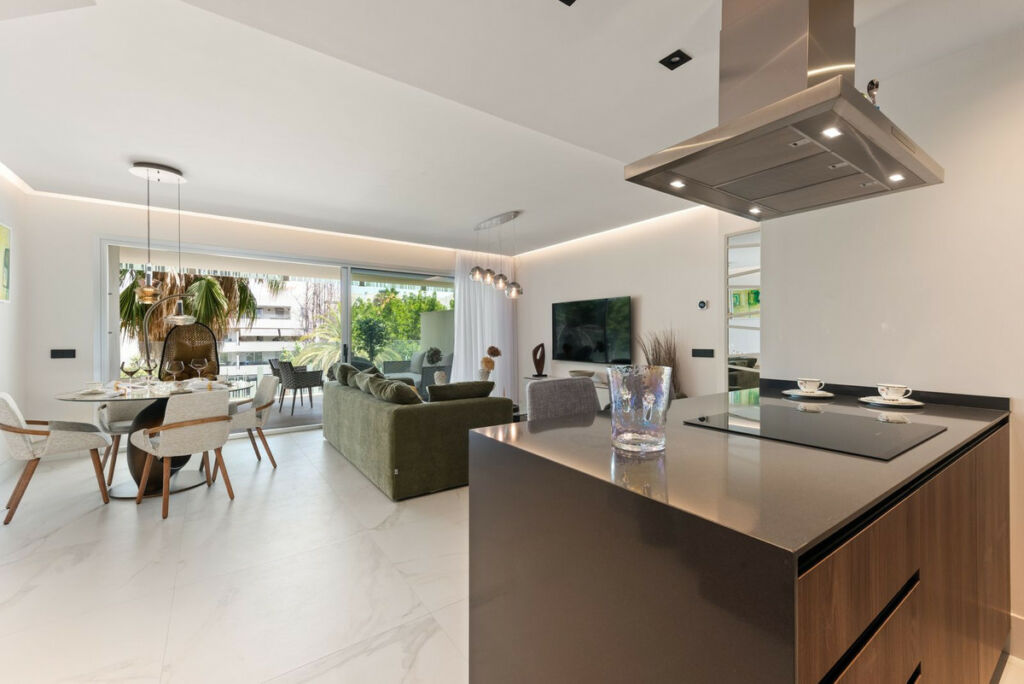 Middle Floor Apartment San Pedro de Alcántara Málaga - image 9