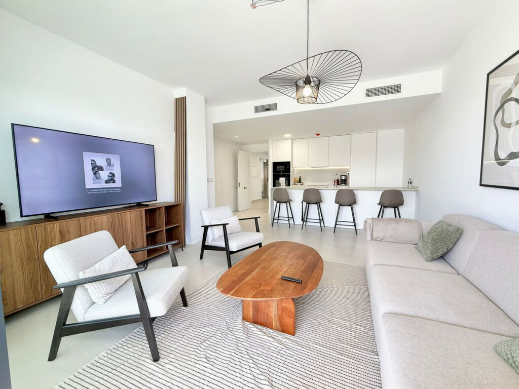 Ground Floor Apartment Higueron Málaga - image 9