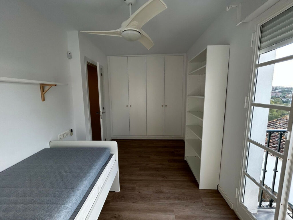 Townhouse Torrequebrada Málaga - image 9