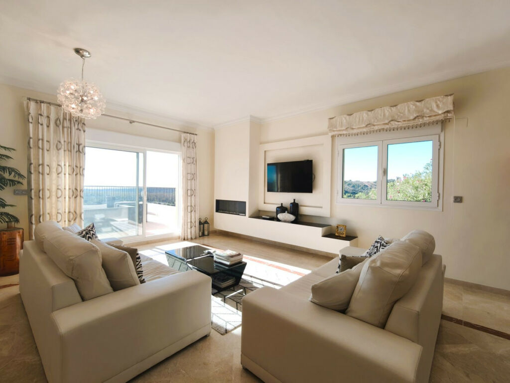 Middle Floor Apartment San Roque Club Cádiz - image 9