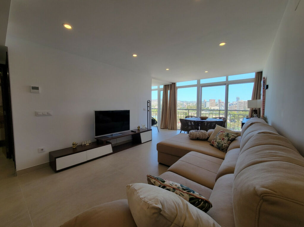 Middle Floor Apartment Calpe Alicante - image 9