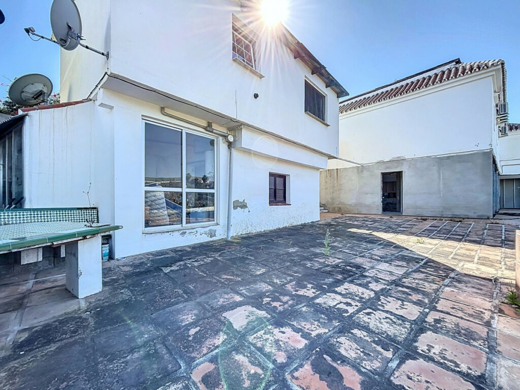 Detached Villa Almayate Málaga - image 9