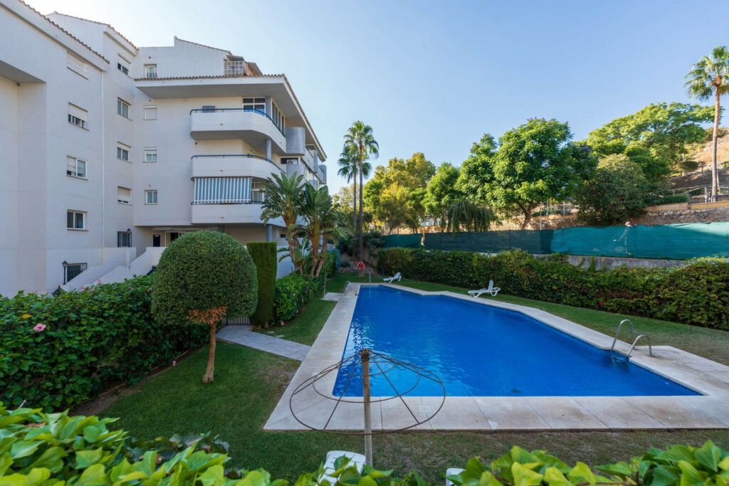 Ground Floor Apartment Fuengirola Málaga - image 9