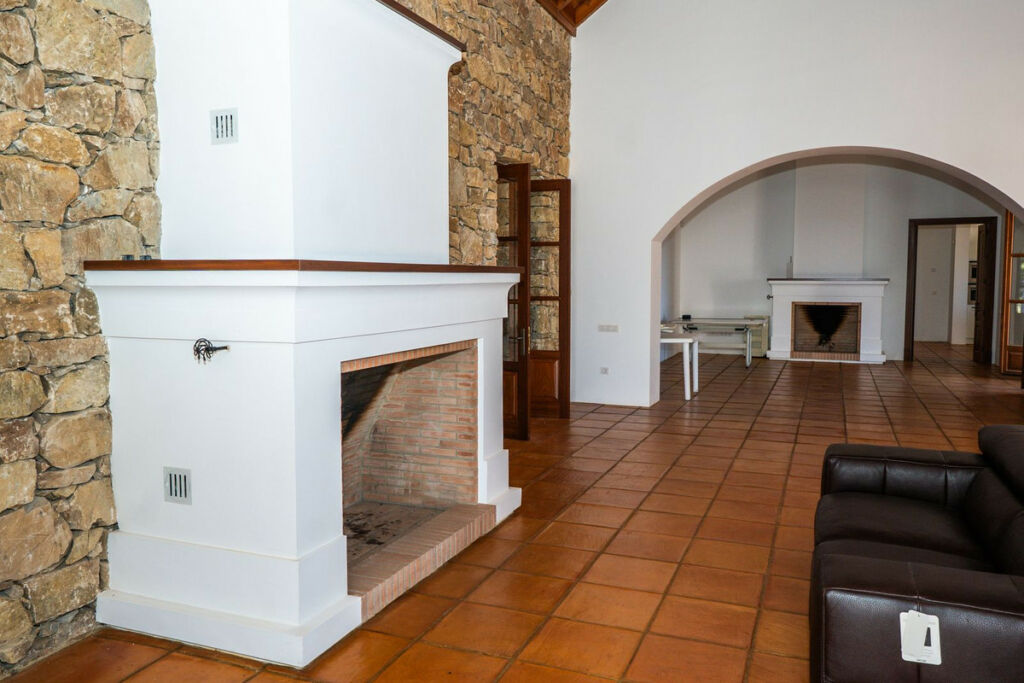 Detached Villa Gaucín Málaga - image 8