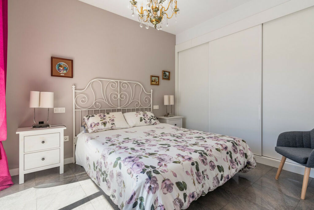Detached Villa Marbella Málaga - image 9