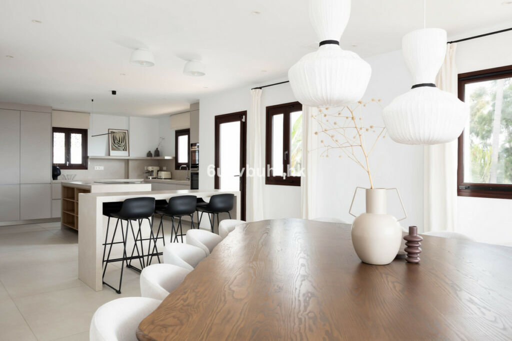 Detached Villa Marbella Málaga - image 9