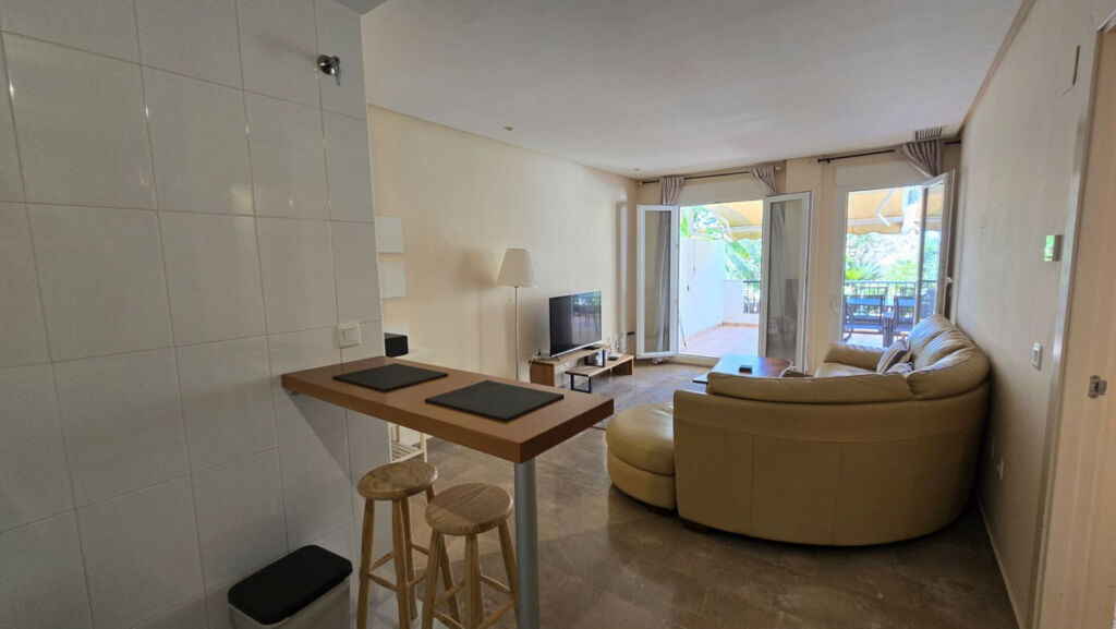 Ground Floor Apartment Riviera del Sol Málaga - image 9