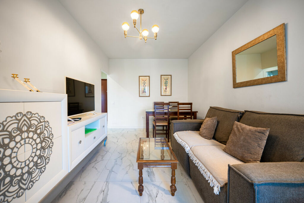 Middle Floor Apartment Marbella Málaga - image 9