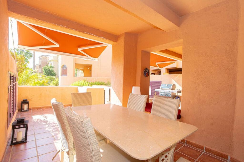 Ground Floor Apartment Los Flamingos Málaga - image 9