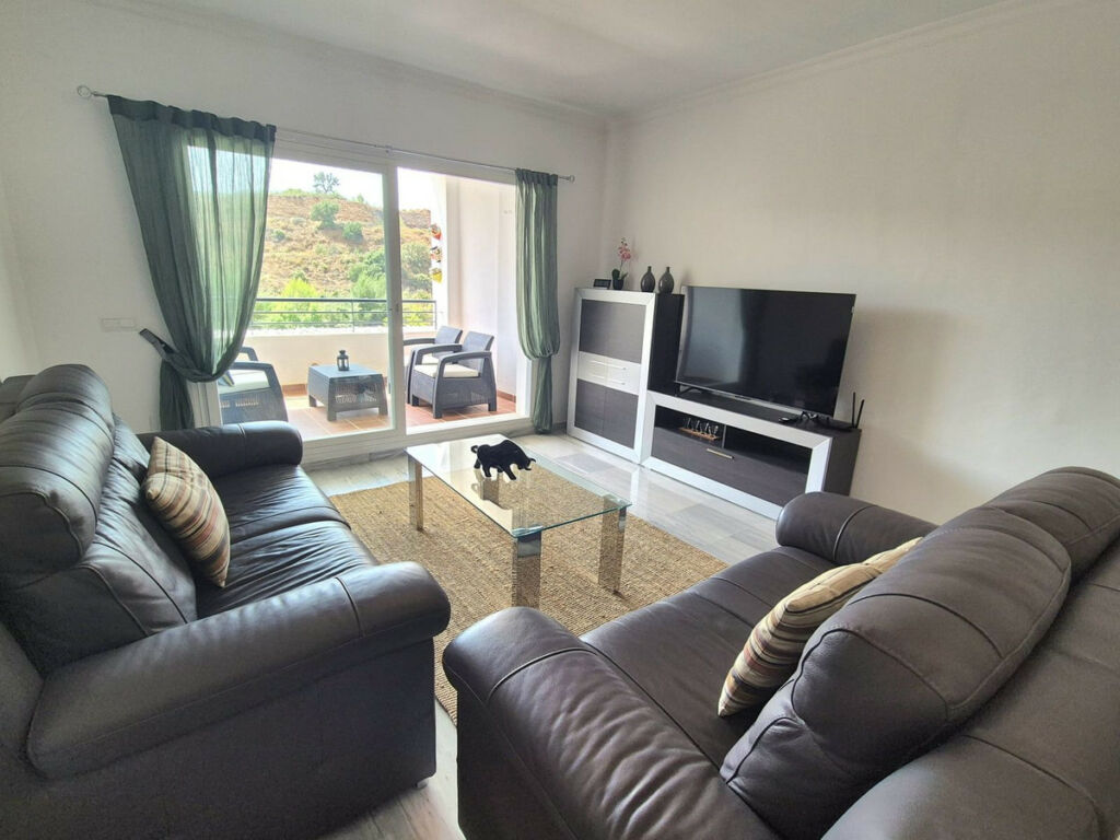Ground Floor Apartment Alhaurin Golf Málaga - image 9