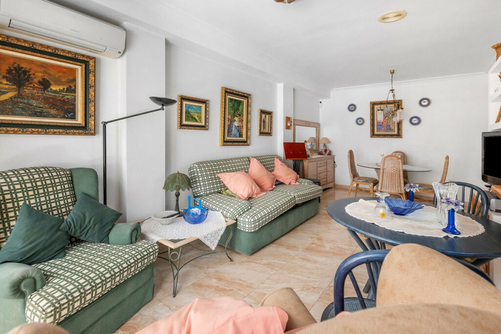 Middle Floor Apartment La Mata Alicante - image 10