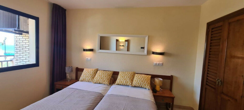 Middle Floor Apartment Fuengirola Málaga - image 9