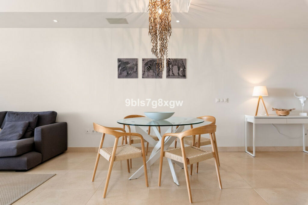 Middle Floor Apartment Casares Playa Málaga - image 9