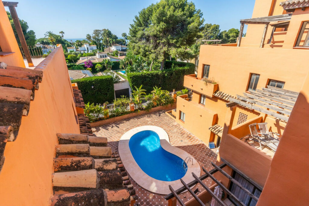 Penthouse New Golden Mile Málaga - image 9