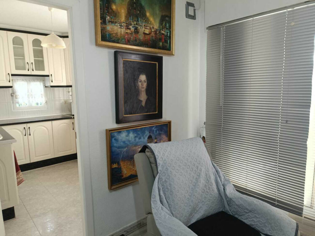 Townhouse Torrevieja Alicante - image 9
