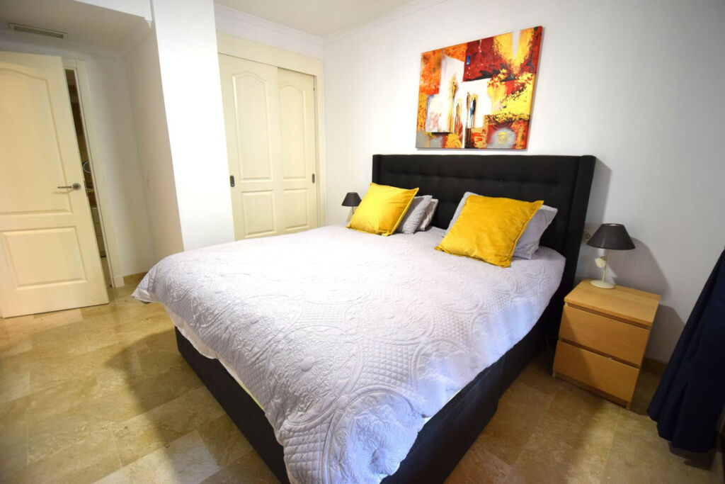 Ground Floor Apartment La Cala de Mijas Málaga - image 9