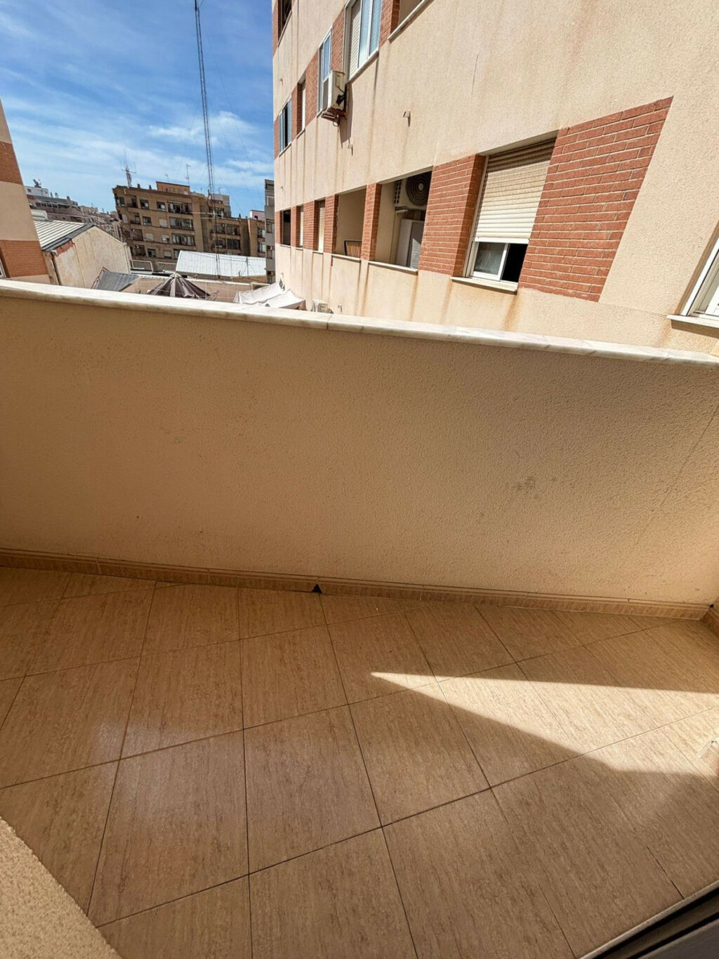 Middle Floor Apartment Torrevieja Alicante - image 9
