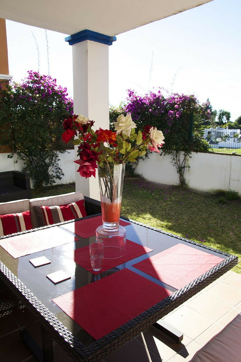 Townhouse Guadalmina Alta Málaga - image 9